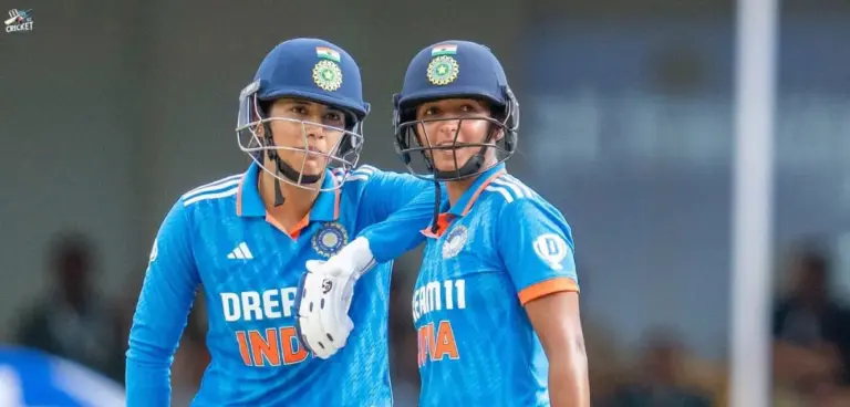 Harmanpreet Kaur and Smriti Mandhana