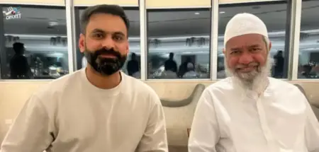 Mohammad Hafeez Faces Backlash After Meeting Controversial Preacher Zakir Naik Mohammad Hafeez faces massive Criticism