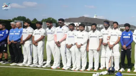 India and England wearing black Armbands