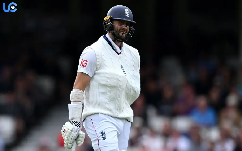 Chris Woakes shares his experience of batting with a Shoulder injury.