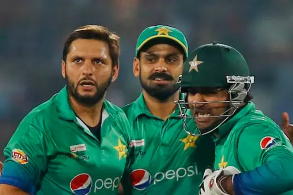Pakistan beats Sri Lanka