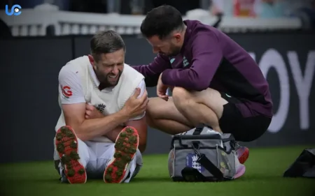 Will England get a substitute for Chris Woakes in the 5th test