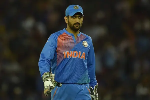  MS Dhoni (India)