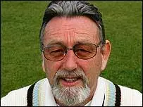Mike Hendrick (1995–1999) England
