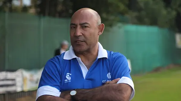Mudassar Nazar (2001 – 2002)