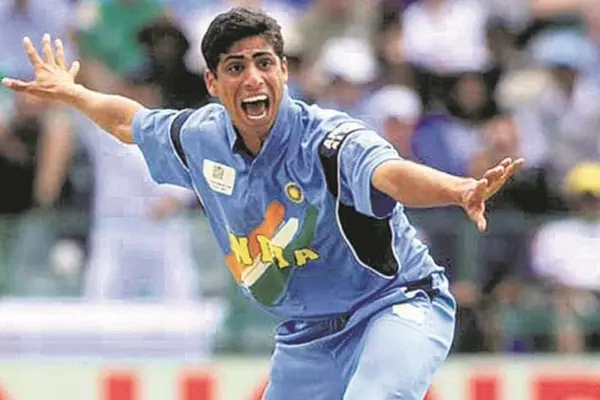 Ashish Nehra - 6/23 vs England, 2003