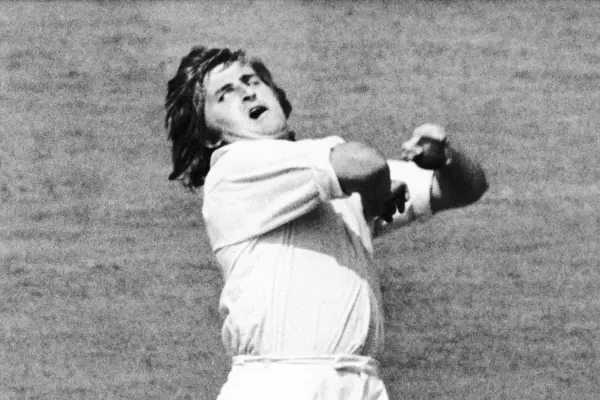 Gary Gilmour - 6/14 vs England, 1975