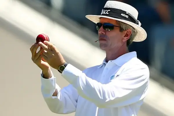 Nigel Llong (England)