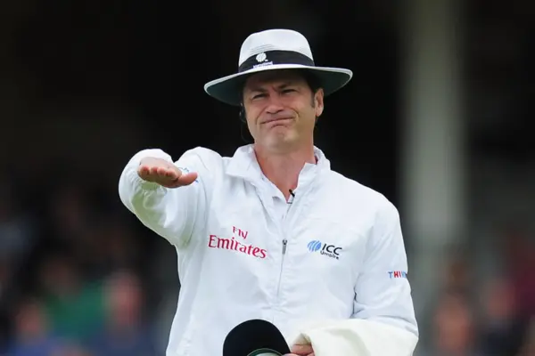 Simon Taufel (Australia)