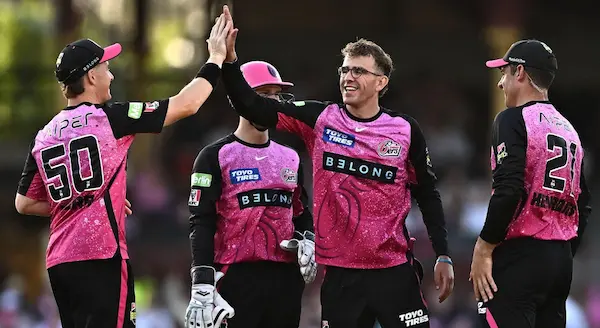 Sydney Sixers - 74 vs Melbourne Stars